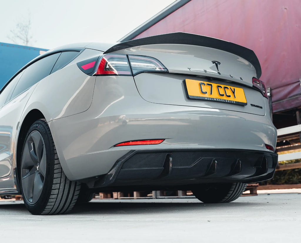Model 3 CF Rear Diffuser – S3XYCARBON